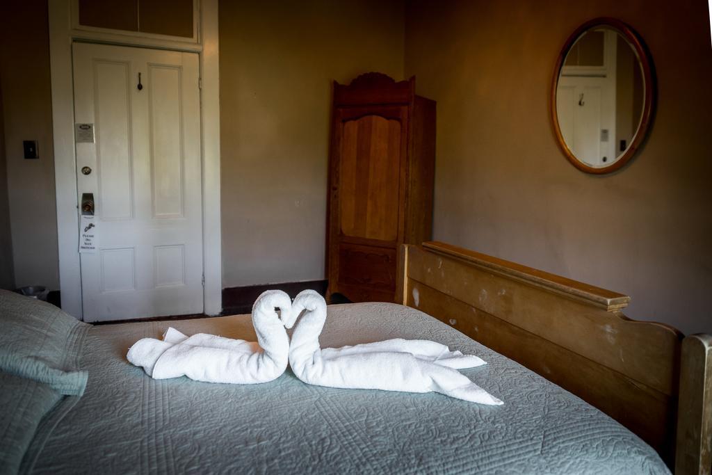 Mokelumne Hill The Historic Hotel Leger מראה חיצוני תמונה